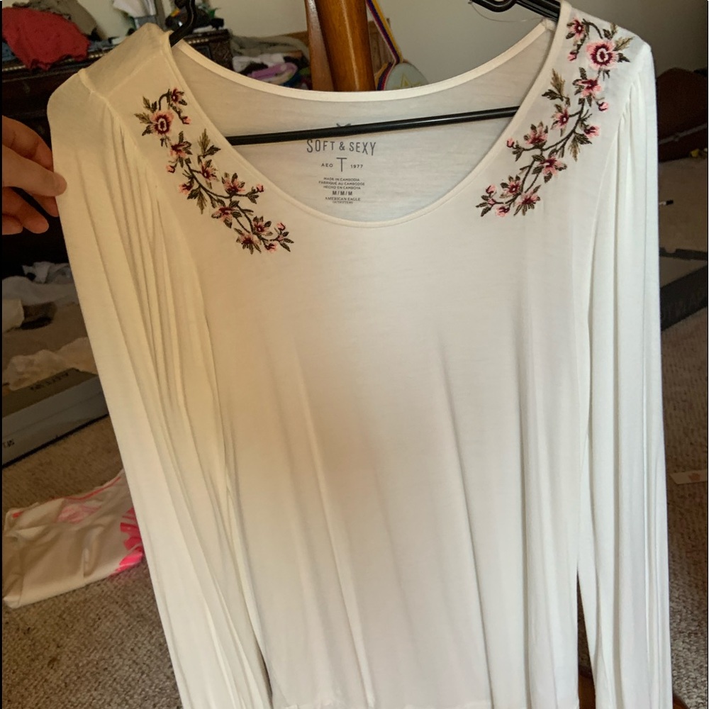 American Eagle Soft and Sexy Long Sleeve